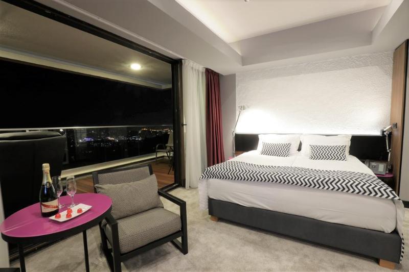 סקופיה Hotel Panoramika Design & Spa מראה חיצוני תמונה
